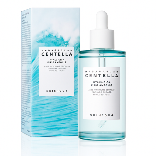 Hydrating pre-serum with Centella and hyaluronic acid that soothes, refreshes, and prepares skin for optimal absorption and balanced hydration.