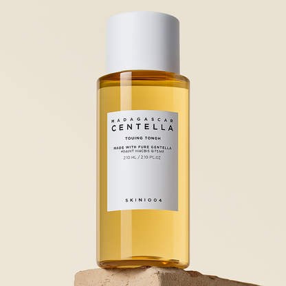 Gentle exfoliating toner with PHA and Centella Asiatica that smooths texture, refines pores, and hydrates for calm, radiant skin.